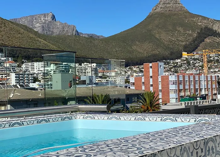 Apartment In Sea Point.